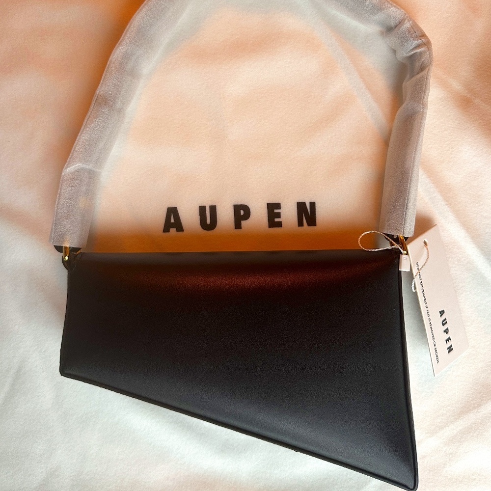 AUPEN Purpose Shoulder Bag - Vegan Leather in Black